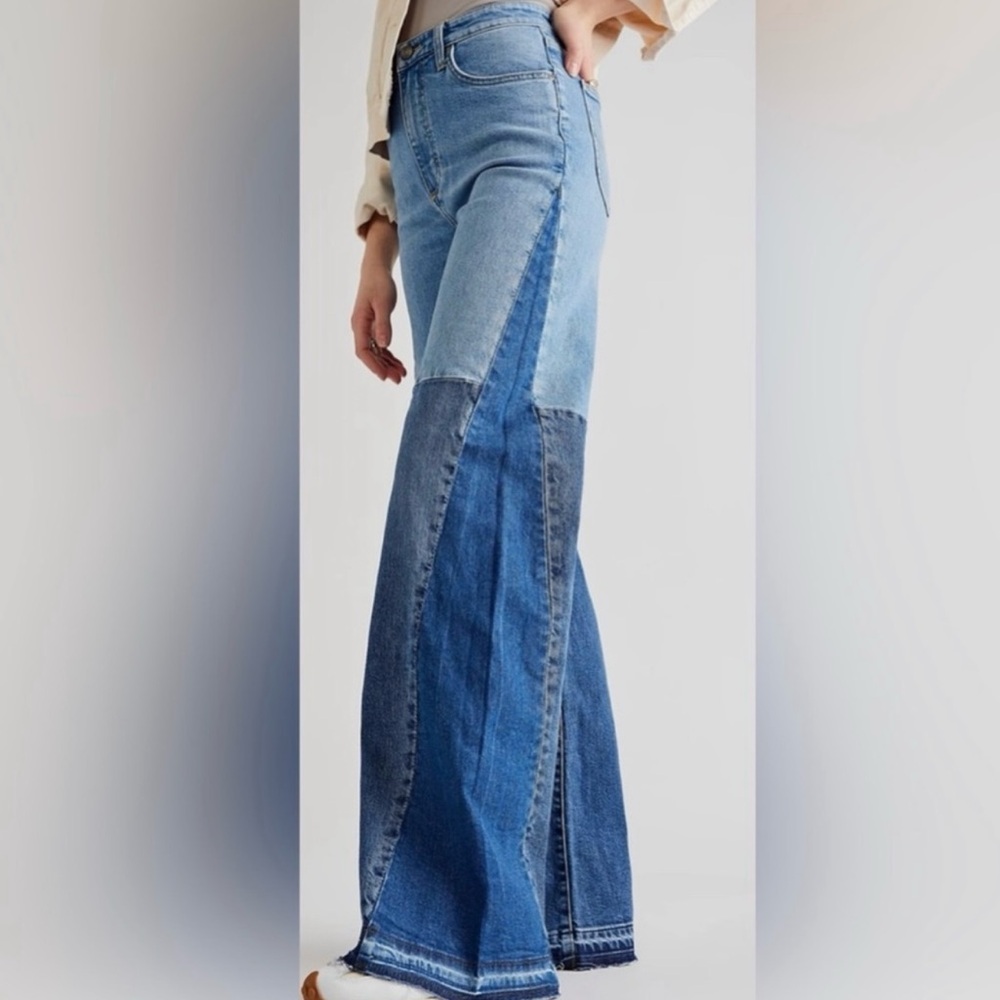 Lee High Waist Release Hem Pieced Flare Jeans In Janet NWT 30 x 32 Free People